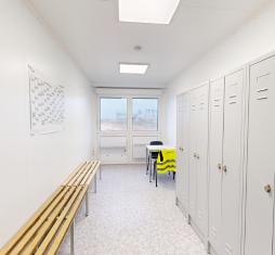 Storage containers